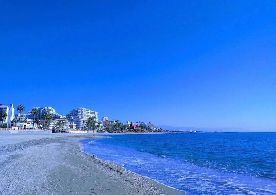 בנאלמדנה Apt Con Espectacular Vista, Piscinas, Recep 24 Hs מראה חיצוני תמונה