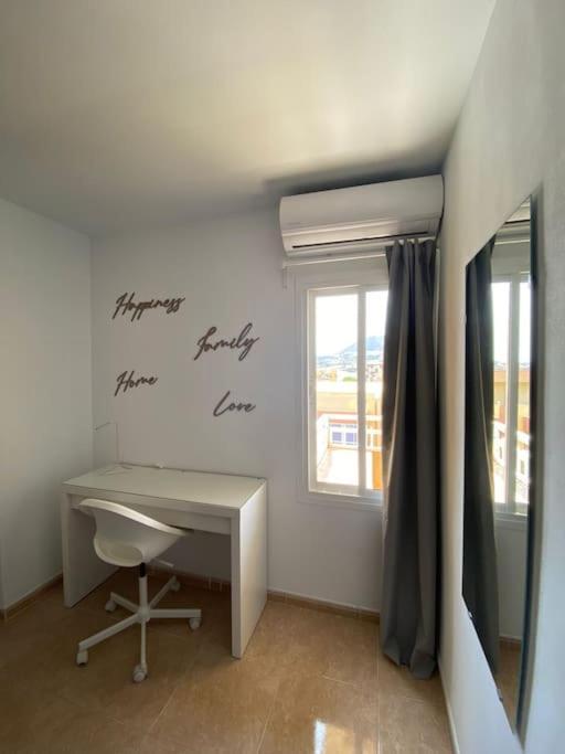 בנאלמדנה Apt Con Espectacular Vista, Piscinas, Recep 24 Hs מראה חיצוני תמונה