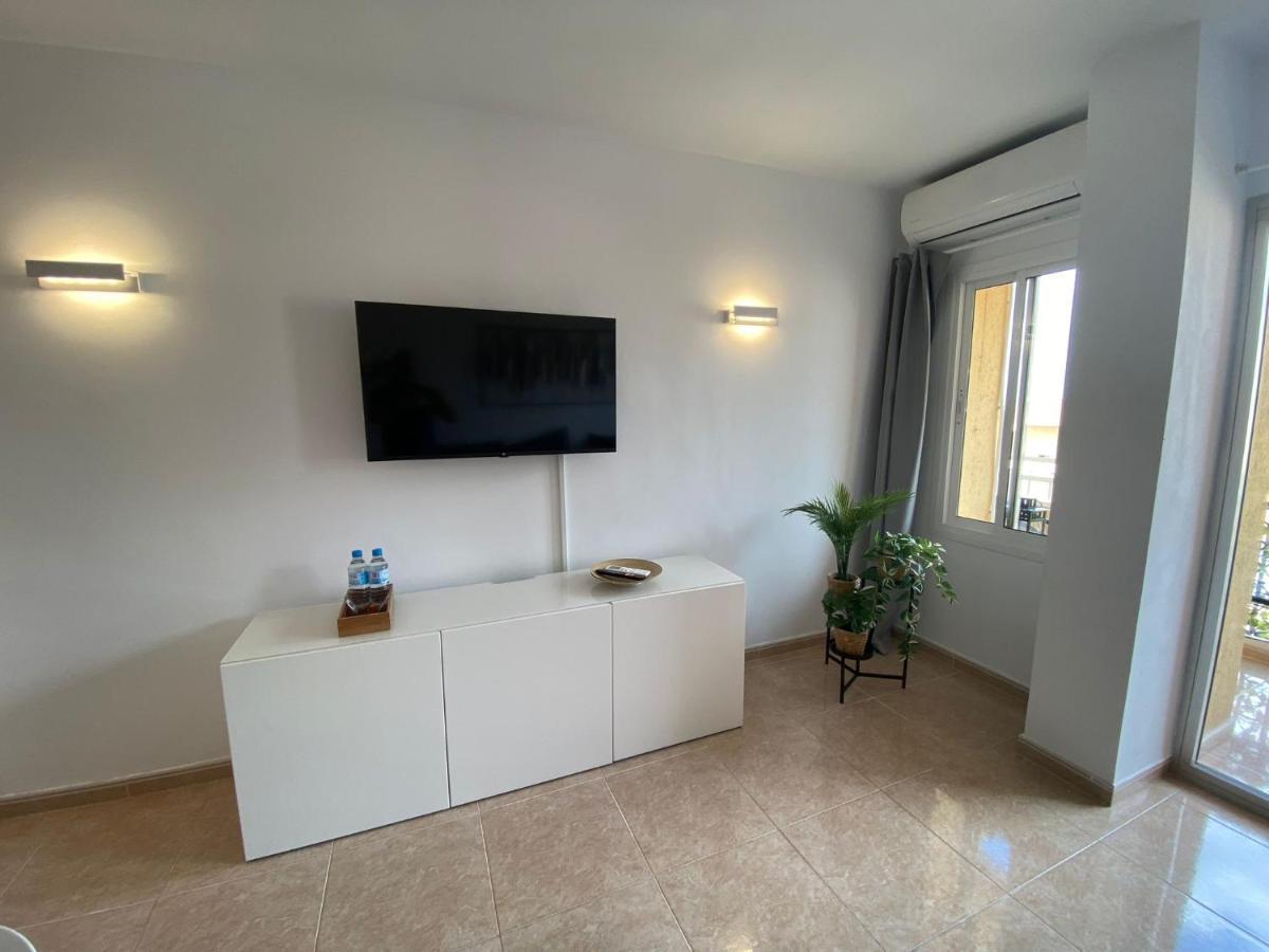 בנאלמדנה Apt Con Espectacular Vista, Piscinas, Recep 24 Hs מראה חיצוני תמונה