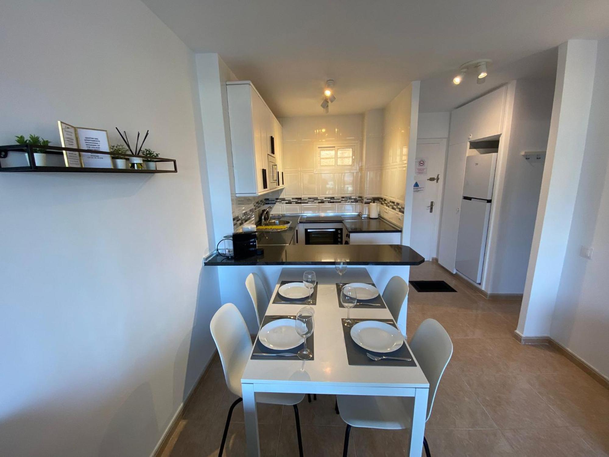 בנאלמדנה Apt Con Espectacular Vista, Piscinas, Recep 24 Hs מראה חיצוני תמונה